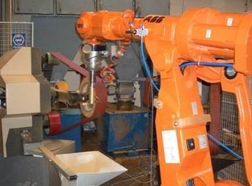 多軸力傳感器在汽車，智能制造，工業機器人等